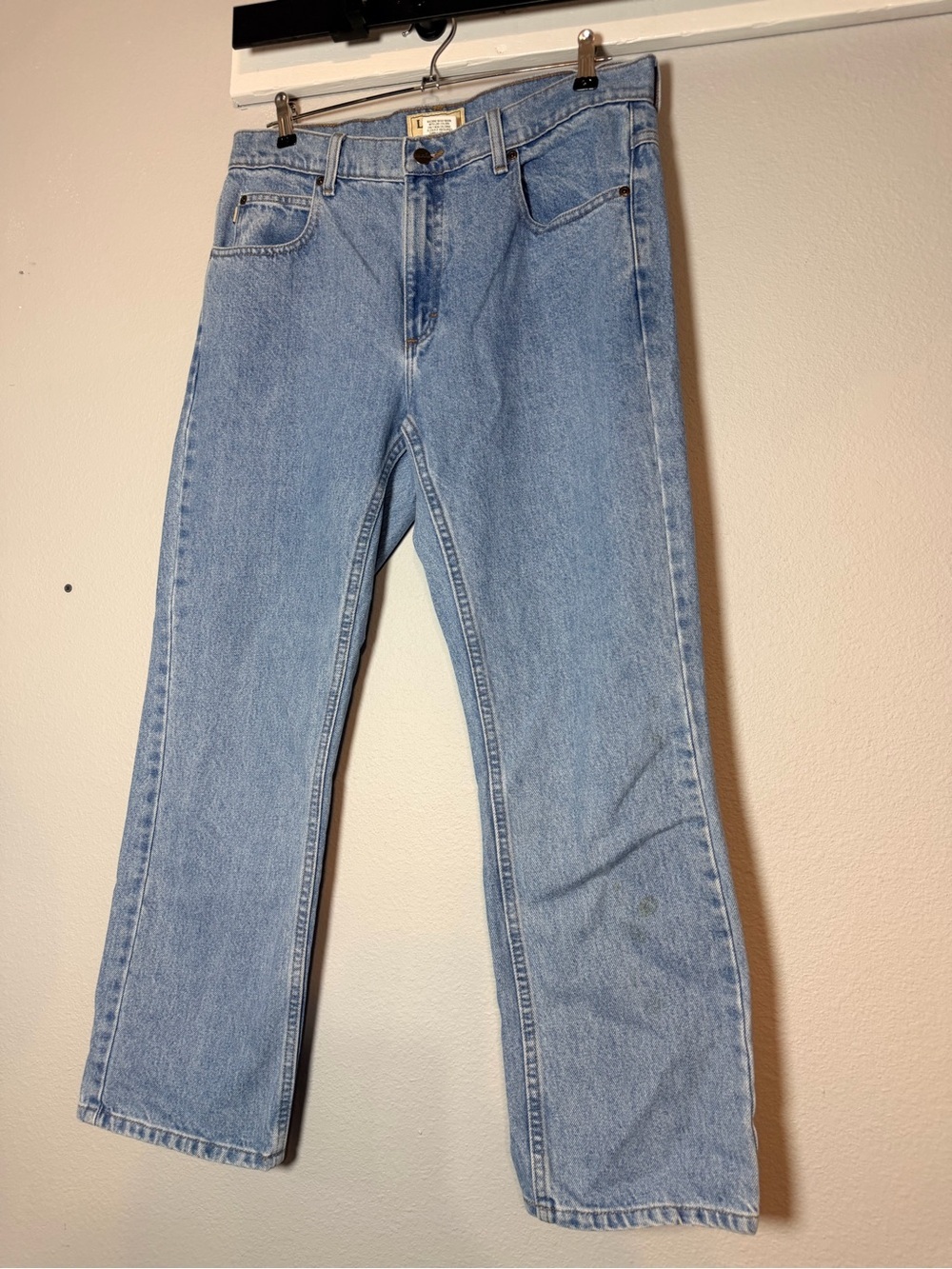 L.L. Bean Men's Double L Jeans Standard Fit Straight Leg Size 33x28 Medium Wash - Picture 5 of 10